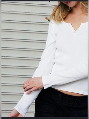 Brandy Melville White Long-Sleeve Henley Top - Classic Ribbed Women's Shirt